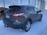 Käytetty Nissan Qashqai 360º 116 HP (85 kW) 2017 Ruskea Katumaasturi