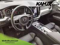 käytetty Volvo XC60 T8 AWD Inscription aut // Pa-lämmitin / Vetokoukku / HUD / HK / Panorama / 360 kamera / Sport nahat