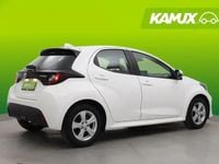 Käytetty Toyota Yaris Hybrid Active 116 HP (85 kW) 2023 Valkoinen Sedan