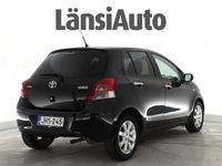 käytetty Toyota Yaris 1,33 Dual VVT-i Stop & Start Edition 2011 5ov ** Suomi-auto / Lohkis + sisäpistoke / Ilmastointi / 2x renkaat ja vanteet / AUX- liitäntä **