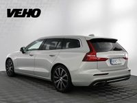 Käytetty Volvo V60 Inscription 317 HP (233 kW) 2019 Valkoinen Farmari