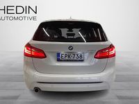 Käytetty BMW 216 Active Tourer Sport Line 116 HP (85 kW) 2018 Valkoinen Tila-auto