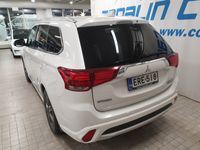 käytetty Mitsubishi Outlander P-HEV Instyle