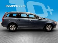 Käytetty Volvo V70 Summum 215 HP (158 kW) 2012 Sininen Farmari