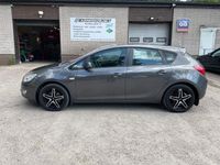 Käytetty Opel Astra GTC 140 HP (102 kW) 2010 Viistoperä
