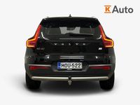 Käytetty Volvo XC40 Core 262 HP (192 kW) 2023 Musta Katumaasturi