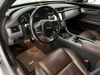 käytetty Jaguar XF 20d R-Sport Aut *2,99% KORKO* Upea! | Imuovet | Navi | Kamera | Vakkari | Nahat | Katveavustin | Keyless | Webasto |
