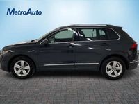 käytetty VW Tiguan Style Business eHybrid 180 kW DSG / Navi / Hieno auto *** Korkotarjous 2,9% + kulut