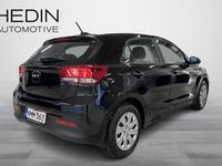 Käytetty Kia Rio LX 101 HP (74 kW) 2022 Musta Viistoperä