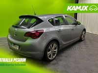 Käytetty Opel Astra Sport 140 HP (102 kW) 2011 Hopea / harmaa Sedan
