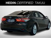 käytetty Toyota Camry 2,5 Hybrid Style // Adapt.vakkari / Merkkihuollettu / Peruutuskamera / Navigointi / *** Hedin Certif