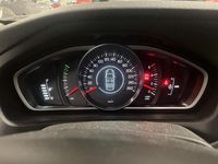 Käytetty Volvo V40 Business Edition 114 HP (83 kW) 2014 Viistoperä