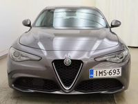 Käytetty Alfa Romeo Giulia Super 200 HP (147 kW) 2017 Musta Sedan