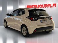 Käytetty Toyota Yaris Hybrid Active 116 HP (85 kW) 2022 Valkoinen Viistoperä