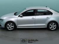 Käytetty VW Jetta Comfortline 122 HP (89 kW) 2013 Harmaa Sedan