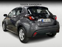 Käytetty Toyota Yaris Hybrid Active 116 HP (85 kW) 2021 Harmaa Viistoperä