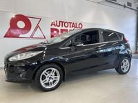 Käytetty Ford Fiesta Titanium 101 HP (74 kW) 2014 Musta Viistoperä