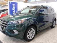 Käytetty Ford Kuga ST-Line 120 HP (88 kW) 2018 Vihreä Katumaasturi