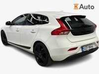 Käytetty Volvo V40 Momentum 120 HP (88 kW) 2015 Valkoinen Viistoperä