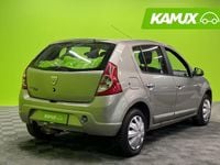 Käytetty Dacia Sandero Lauréate 87 HP (63 kW) 2010 Hopea / harmaa Sedan