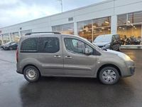 Käytetty Citroën Berlingo Feel 99 HP (72 kW) 2017 Tila-auto
