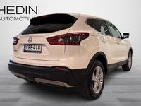 Käytetty Nissan Qashqai N-Connecta 140 HP (102 kW) 2020 Valkoinen Katumaasturi