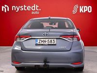 Käytetty Toyota Corolla Active 97 HP (71 kW) 2019 Hopea Sedan