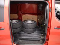 Käytetty Toyota Proace 122 HP (89 kW) 2017 Oranssi Tila-auto