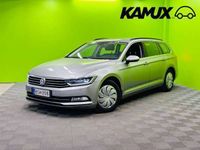 käytetty VW Passat Variant GTE Plug-In Hybrid 160 kW DSG ** Merkkihuollot / ALV / ACC / Webasto / P.kamera / Koukku / Nahka-alcantara / IQ-Light **