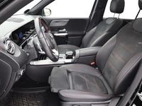 Käytetty Mercedes EQB300 Business 167 kW (228 HP) 2023 Katumaasturi