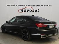 Käytetty BMW 740 iPerformance 258 HP (189 kW) 2016 Musta Sedan