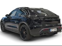 Käytetty Porsche Macan 300 kW (408 HP) 2024 Musta Katumaasturi