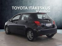 Käytetty Toyota Yaris Active 98 HP (72 kW) 2016 Musta Viistoperä
