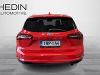 Käytetty Ford Focus Titanium 155 HP (114 kW) 2024 Punainen Farmari