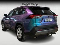 Käytetty Toyota RAV4 Active 176 HP (129 kW) 2021 Monivär. Katumaasturi