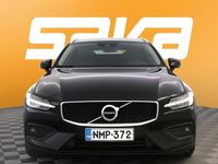 Käytetty Volvo V60 Momentum 190 HP (139 kW) 2019 Farmari