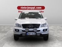 käytetty Mercedes ML320 CDI 4Matic - Perävaunumassa jarruin: 3500kg, Nahkaverhoilu, sis. etuistuinten sähkösäädön, lämmityksen sekä tuuletuksen!