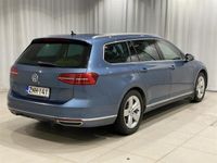 käytetty VW Passat Variant Variant GTE Plug-In Hybrid 160 kW (218 hv) DSG | Webasto | ACC | Ledit | Vetokoukku | Alcantara