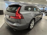 Käytetty Volvo V60 Momentum 190 HP (139 kW) 2019 Harmaa Farmari