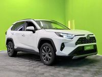 Käytetty Toyota RAV4 Hybrid 178 HP (130 kW) 2022 Valkoinen Katumaasturi