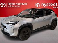 Käytetty Toyota Yaris Cross 116 HP (85 kW) 2024 Hopea Katumaasturi