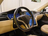 käytetty Tesla Model S 85D AWD / Autopilot 1.0 / Free Supercharging / Adapt-Vakkari / Panorama lasikatto / CCS Retrofit / Nahkasisusta / Navi
