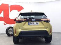 käytetty Toyota Yaris Cross 1,5 Hybrid Active - 1. Omistaja / Peruutuskamera / Navigointi