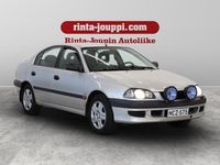 käytetty Toyota Avensis 1,8 Linea Terra 4d - Hyvä käyttöauto, vetokoukku, huoltokirja, moottorinlämmitin, Lisävalot