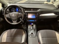 käytetty Toyota Avensis 1,8 Valvematic Sedan Multidrive ** Suomi-auto / Lohkolämmitin + sisäpistoke / P.kamera / Lisävalot / 2x renkaat **