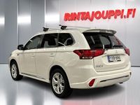 Käytetty Mitsubishi Outlander P-HEV Active 135 HP (99 kW) 2021 Valkoinen Katumaasturi