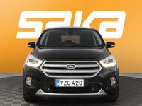 Käytetty Ford Kuga Titanium 120 HP (88 kW) 2017 Katumaasturi