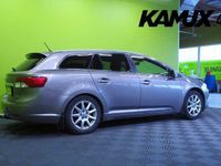 käytetty Toyota Avensis 1,8 Valvematic Active Wagon Multidrive S / Vetokoukku /