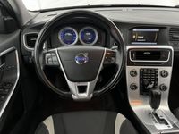 käytetty Volvo V60 D3 R-Design aut ** Muistipenkki | Kamera | BLIS | Koukku | Webasto