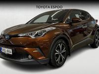 Käytetty Toyota C-HR Premium 122 HP (89 kW) 2017 Katumaasturi